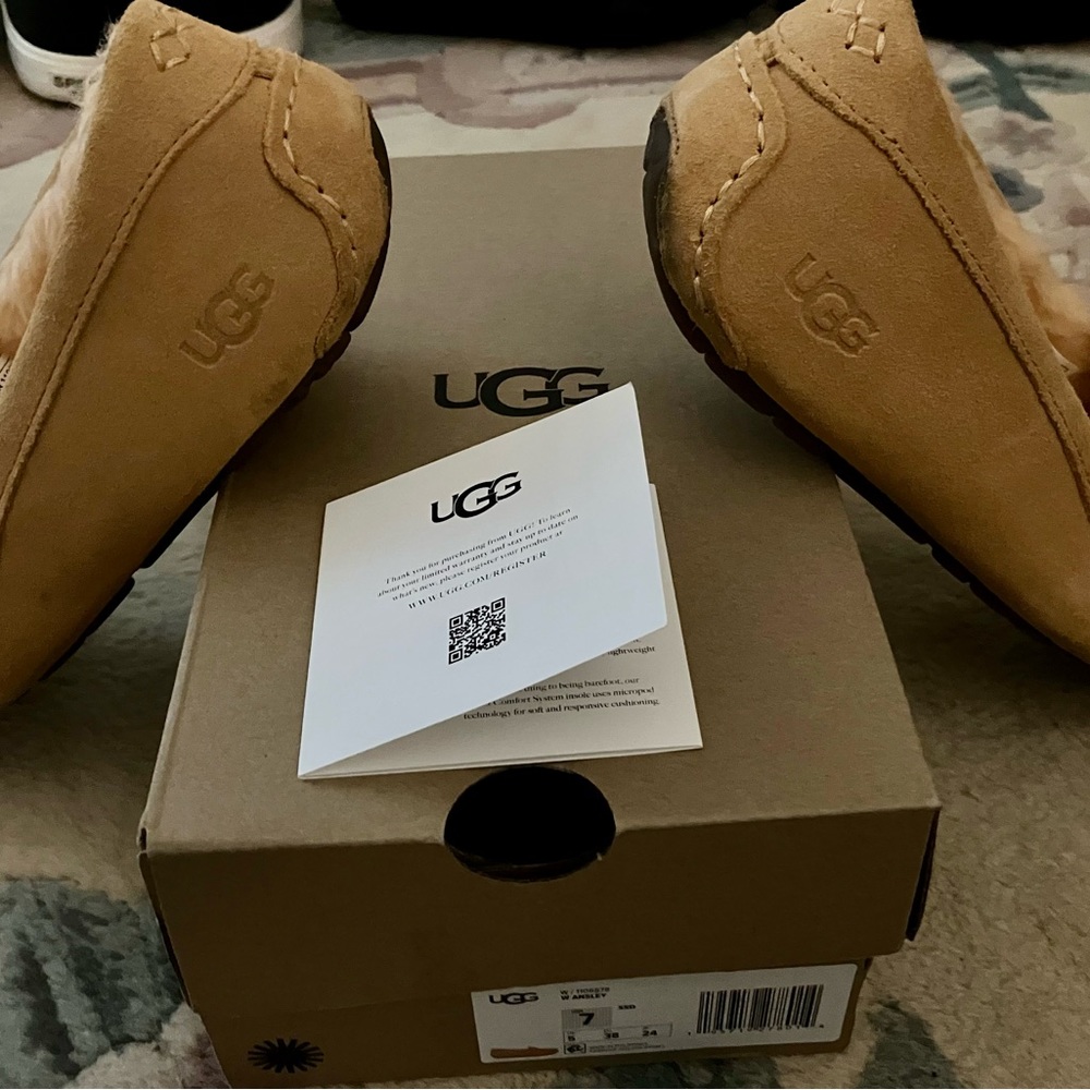 UGG W Ansley Sunkissed Slipper/moccasin 7 with box